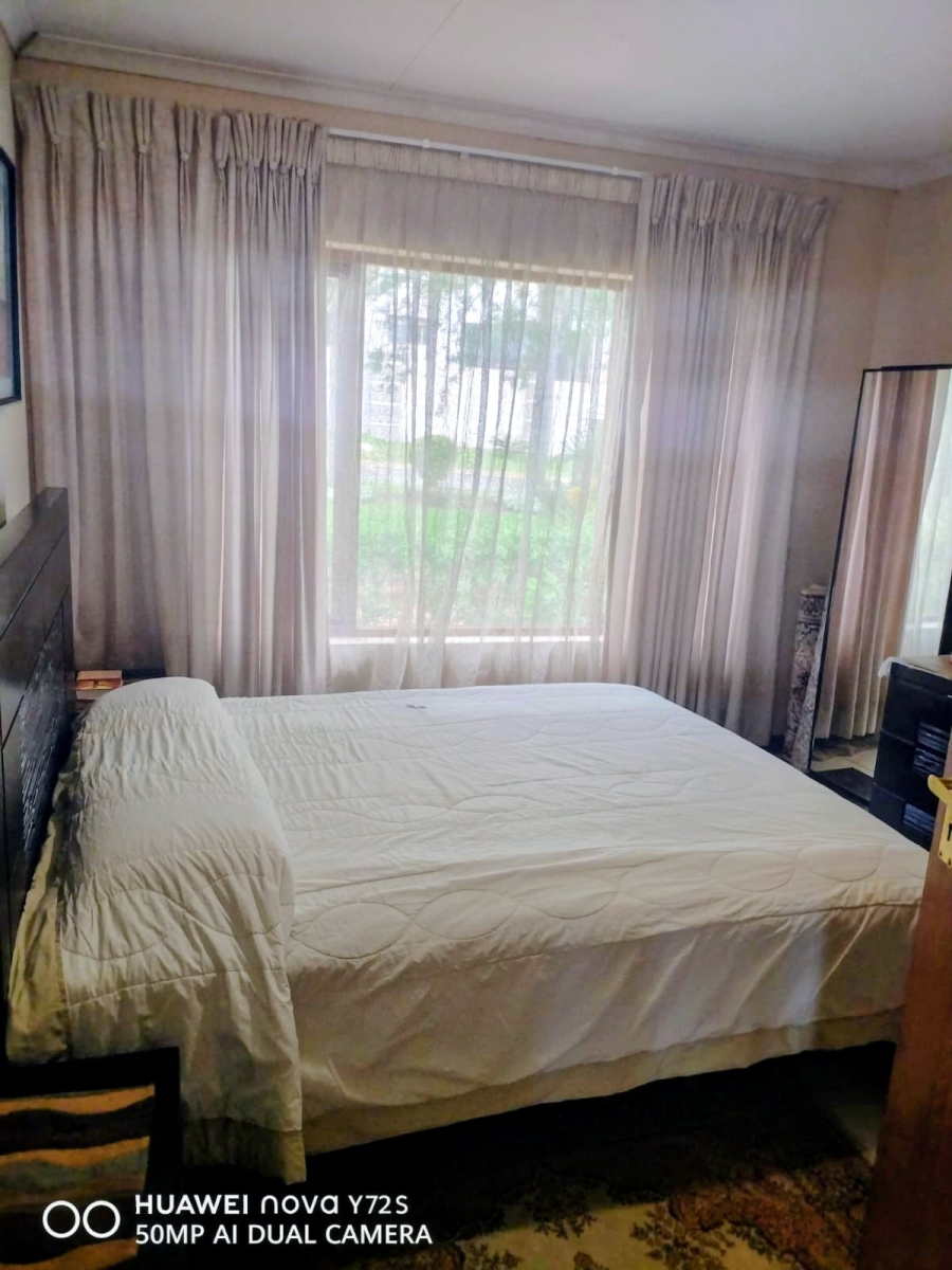 3 Bedroom Property for Sale in Kosmos Ridge North West